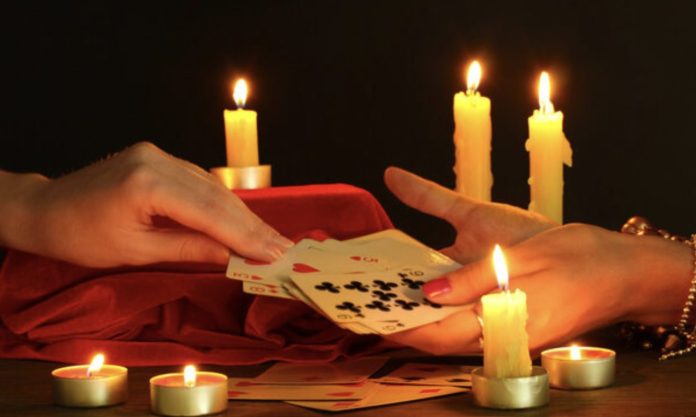 online-gadanie-na-igralnyh-kartah-kogda-ya-vstrechu-svoyu-lyubov