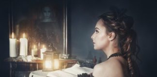 online-gadanie-na-zerkale-na-lyubov